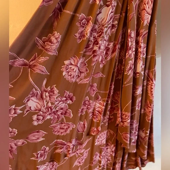 Christy Dawn The Bergen Dress in Crimson Bloom - Picture 8 of 13